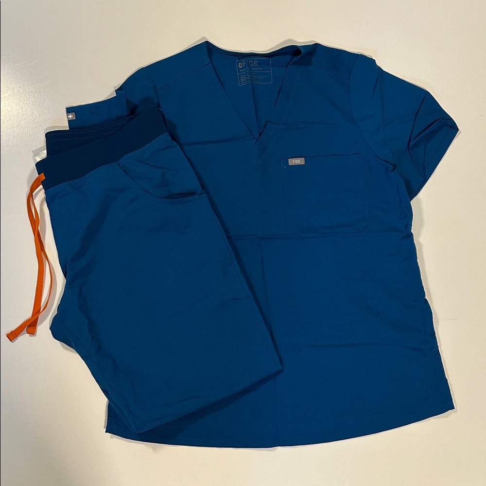 Figs Alps Blue L women’s scrubs